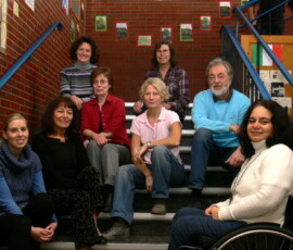 Kollegium 2010-2011 Frau Pötter Frau Kuschkewitz (Schulleitung) Frau Hoppe Frau Thiel Herr Schneider Frau Witfer (LAA) Frau Ariman Frau Roßmannek (Von hinten nach vorne.)