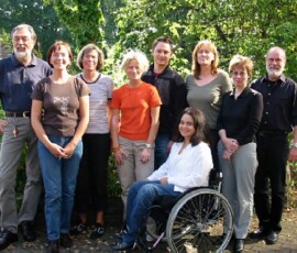 Kollegium 2005-2006 Herr Schneider Frau Brands Frau Kuschkewitz Frau Thiel Herr Nowak Frauß Roßmannek Frau Breyer Frau Hoppe Herr Heyden